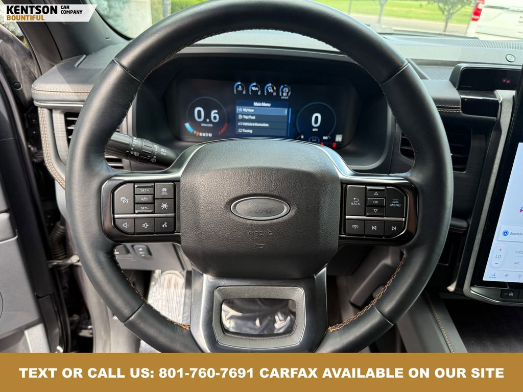 Used 2024 Ford Expedition Platinum image 18