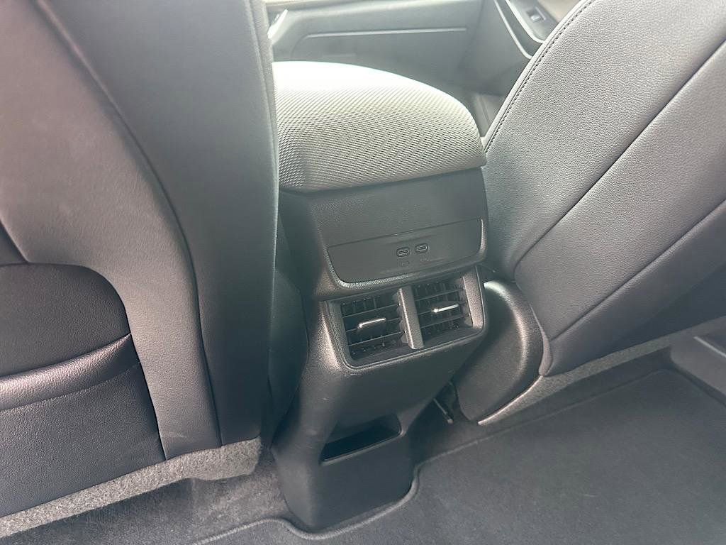 Used 2026 Chevrolet Equinox LT w/ Convenience Package II image 18