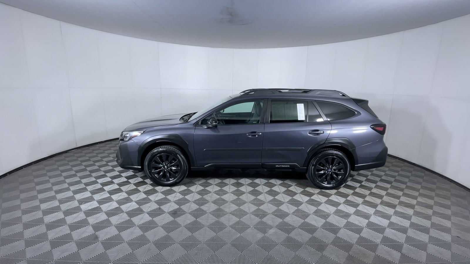 Used 2024 Subaru Outback Onyx Edition XT AWD/4WD image 5