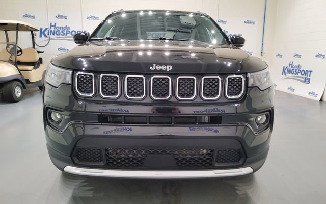 Used 2023 Jeep Compass Limited w/ Elite Group AWD/4WD image 10