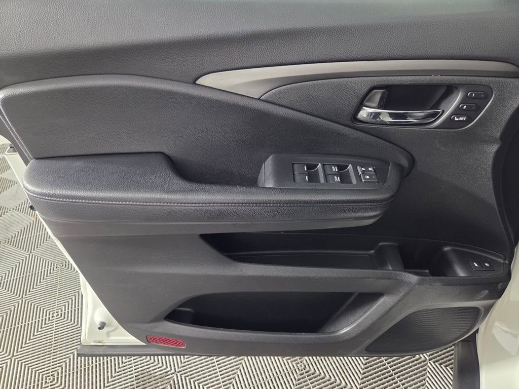 Used 2019 Honda Pilot EX-L image 21