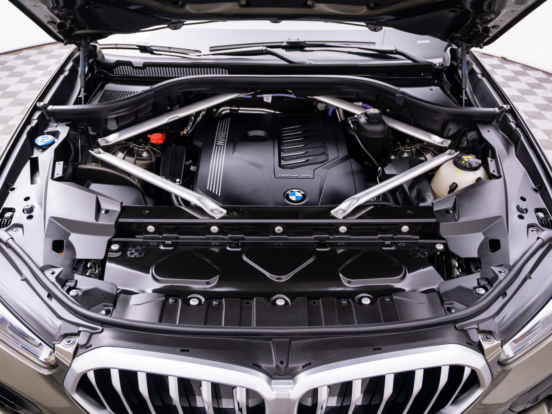 Used 2021 BMW X6 xDrive40i w/ M Sport Package AWD/4WD image 32