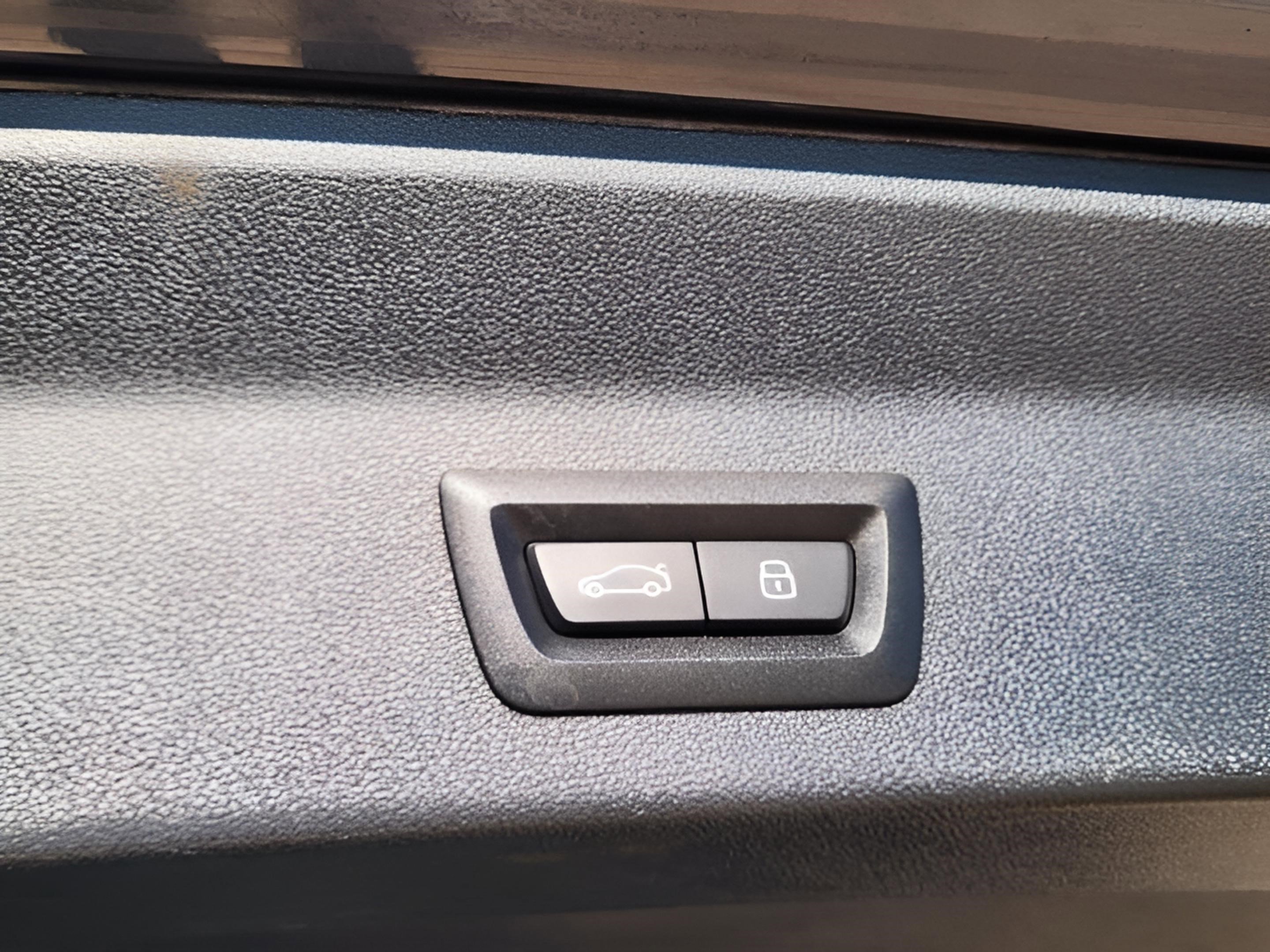 Used 2024 BMW X3 xDrive30i w/ Convenience Package image 34