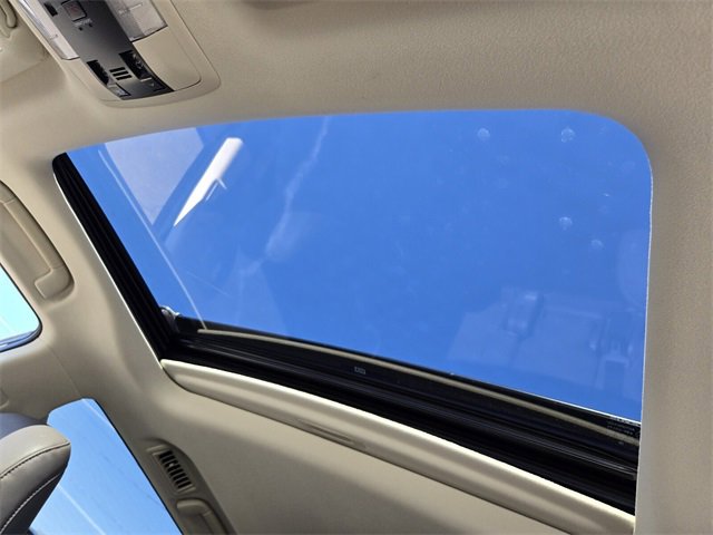 Used 2020 Lexus GX 460 Premium w/ Premium Package image 11