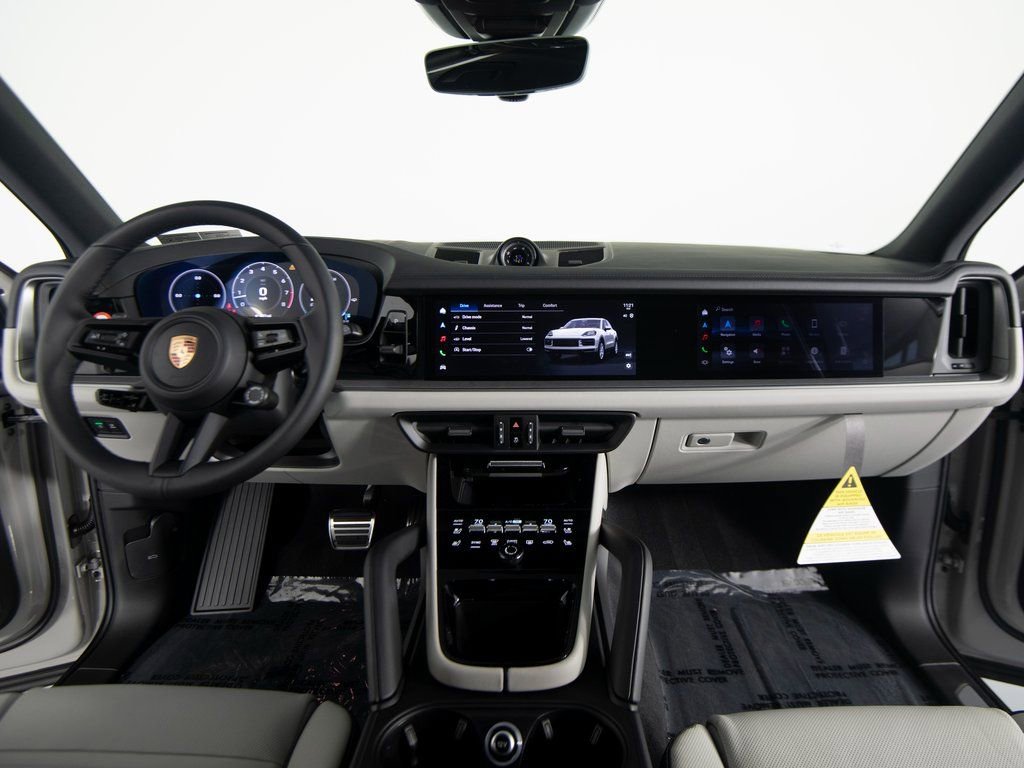 New 2026 Porsche Cayenne S image 29