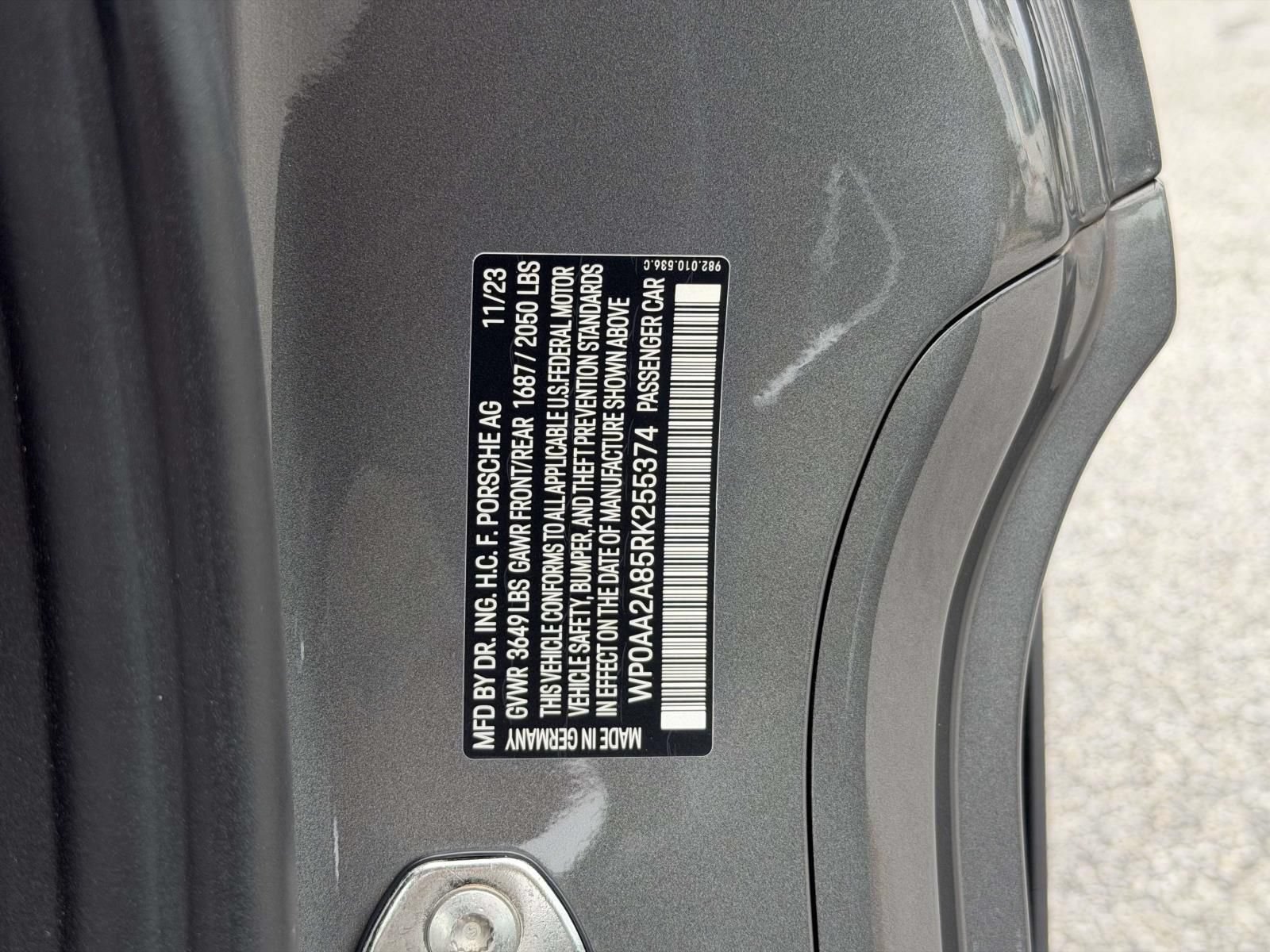 Used 2024 Porsche 718 Cayman RWD image 31