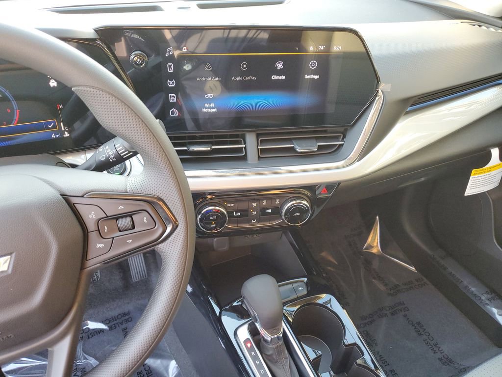 New 2026 Chevrolet Trax LT image 14