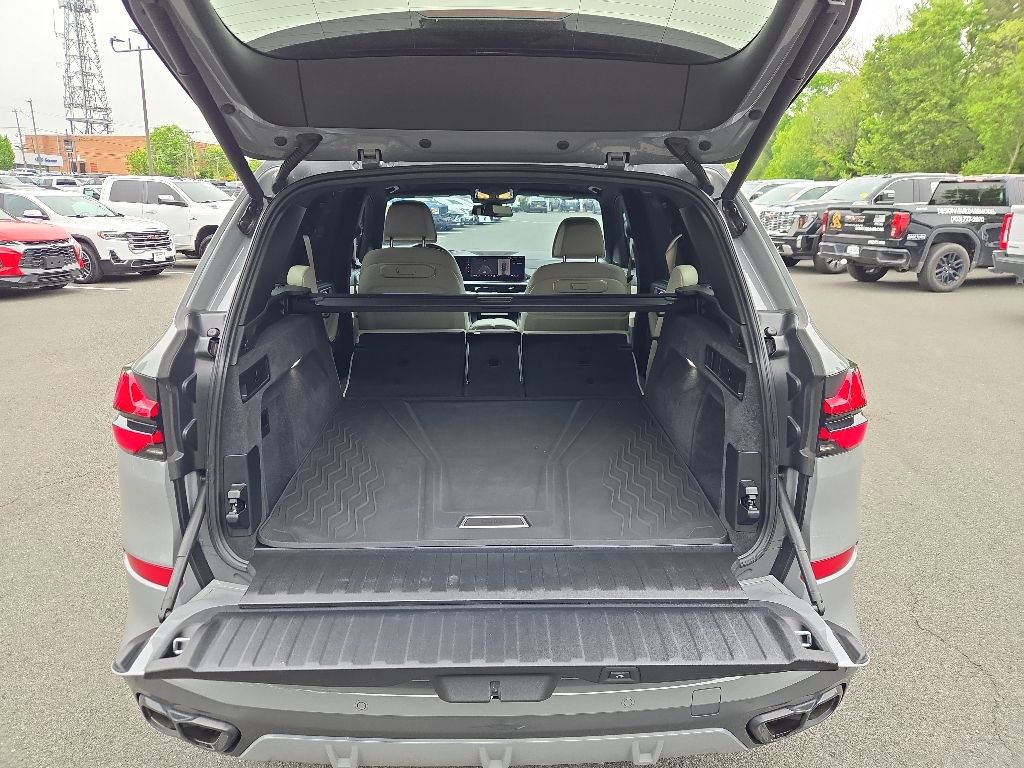Used 2024 BMW X5 M60i AWD/4WD image 66
