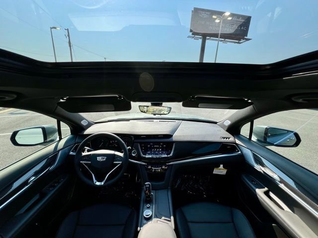 New 2024 Cadillac XT6 Sport w/ LPO, Onyx Lite Package image 14