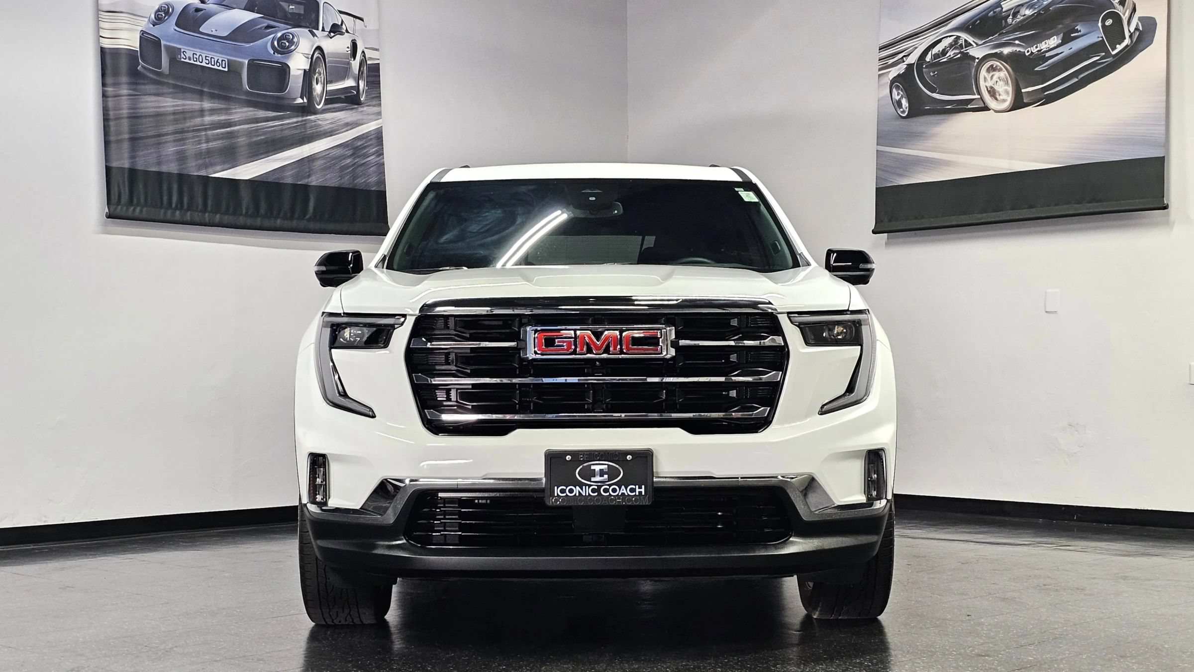 Used 2024 GMC Acadia Elevation FWD image 7