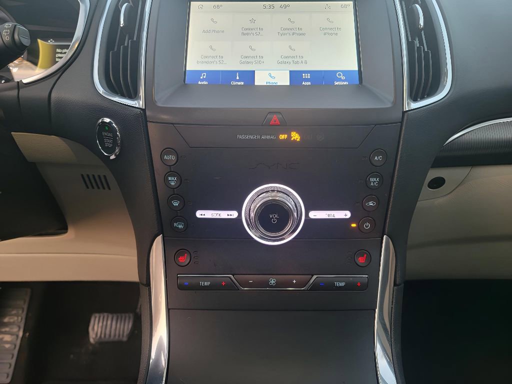Used 2020 Ford Edge Titanium image 24
