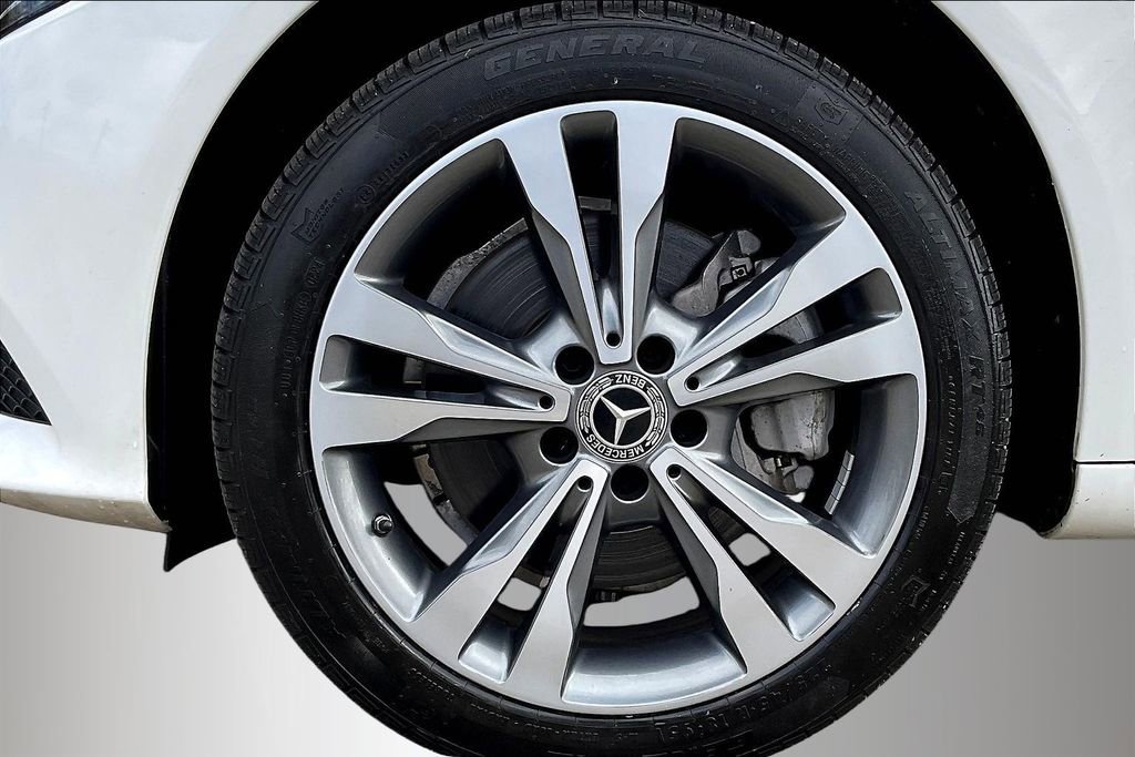 Used 2021 Mercedes-Benz C 300 4MATIC Sedan w/ Premium Package image 34