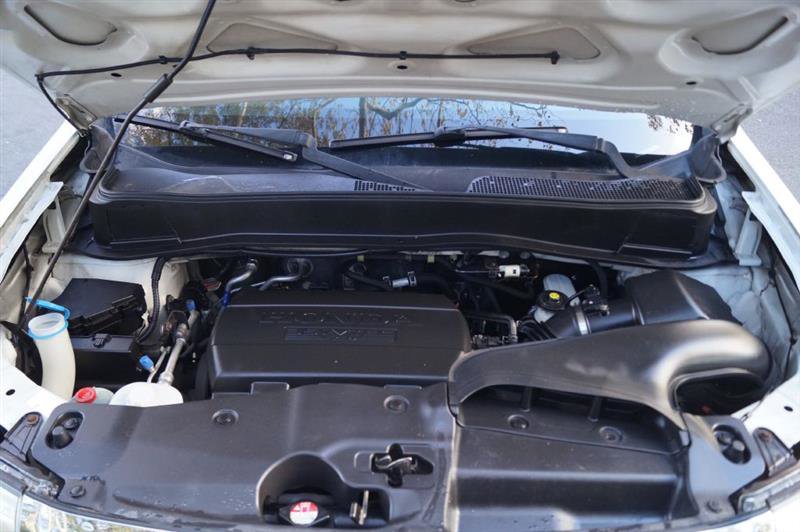 Used 2014 Honda Pilot Touring image 16