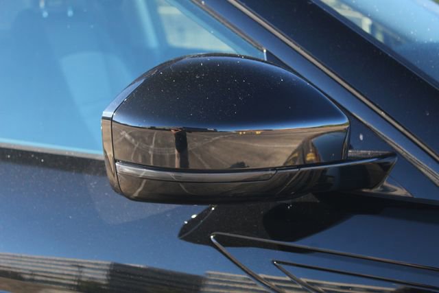 Used 2025 Land Rover Range Rover Evoque Dynamic SE image 14