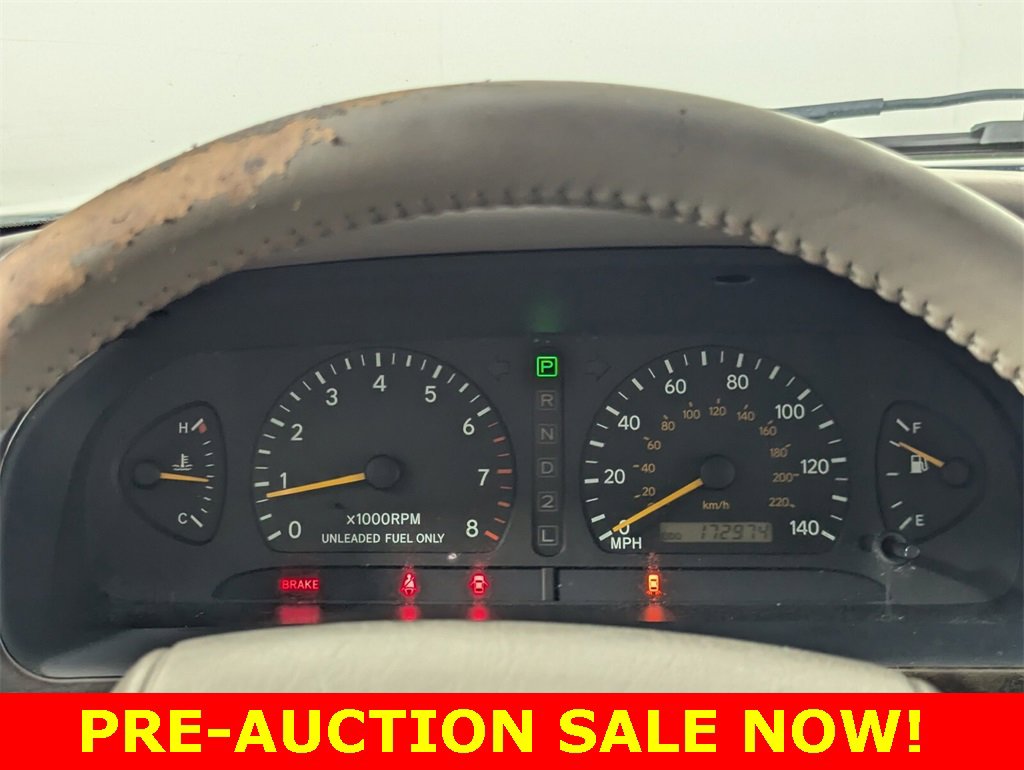 Used 1999 Toyota Avalon XL image 17