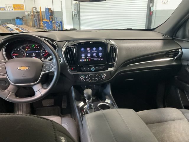 Used 2023 Chevrolet Traverse LT AWD/4WD image 28