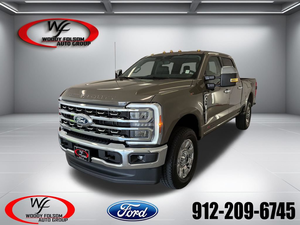 New 2027 Ford F350 Lariat w/ Chrome Package