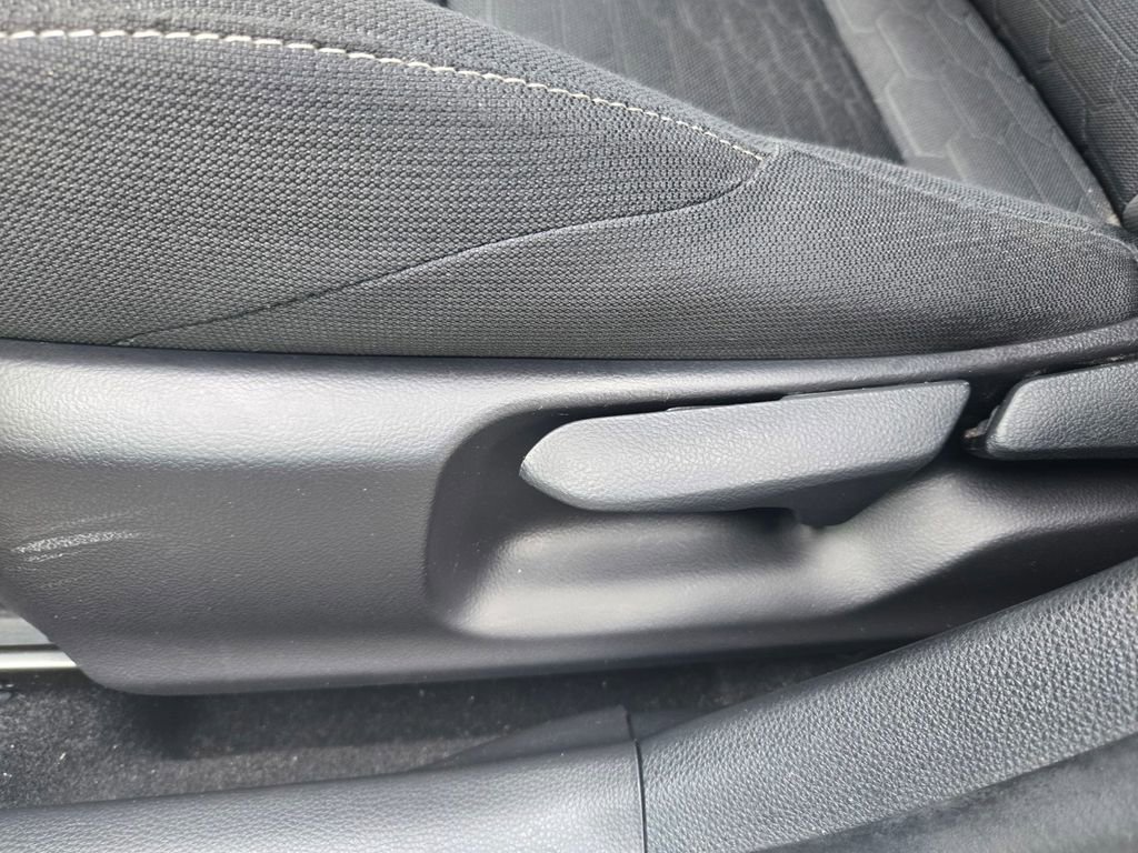 Used 2020 Toyota Corolla SE FWD image 13