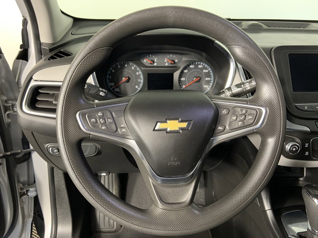 Used 2021 Chevrolet Equinox LS w/ LS Convenience Package image 9