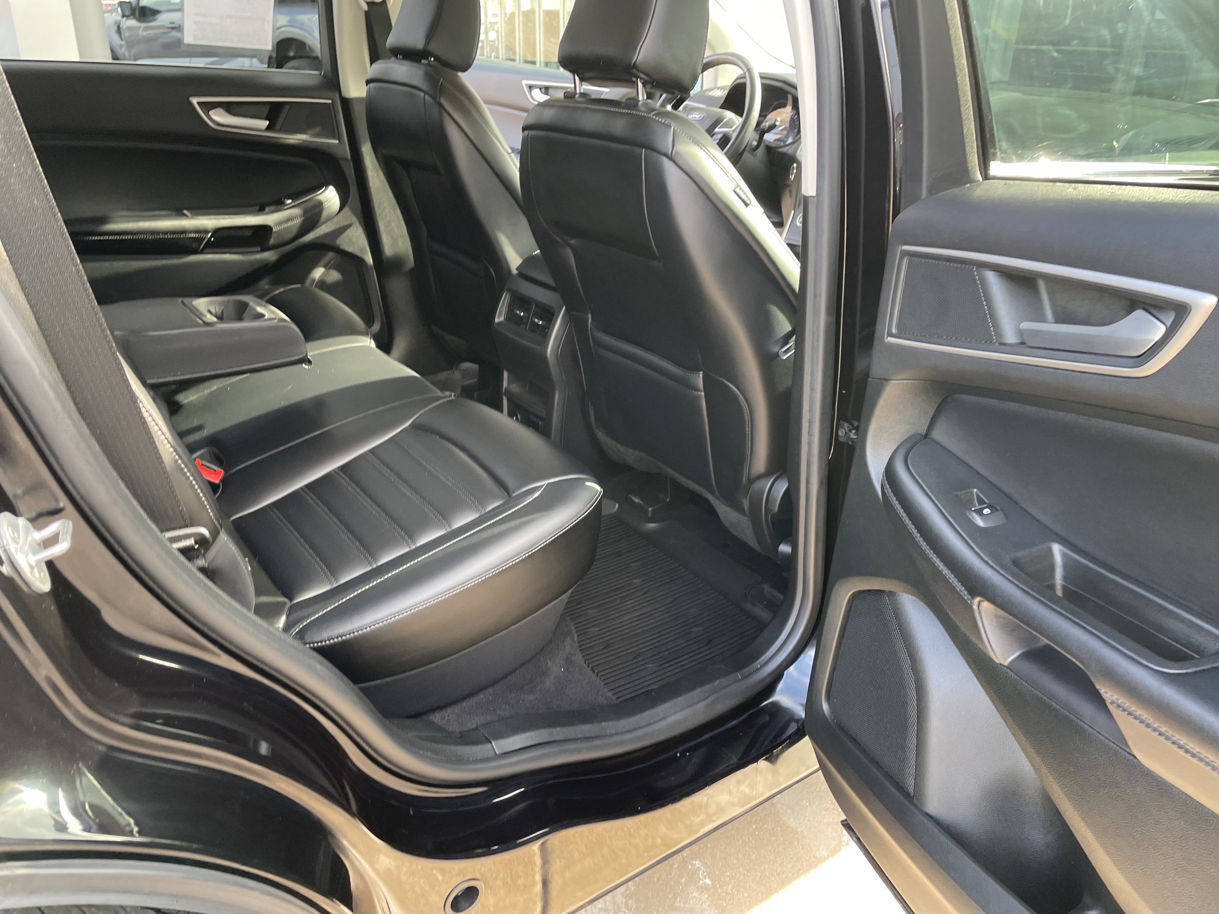 Used 2023 Ford Edge SEL w/ Convenience Package image 20