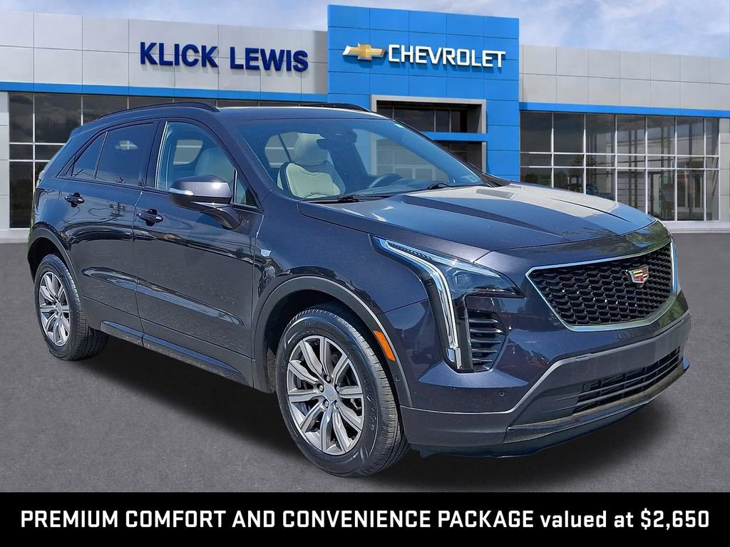 Used 2022 Cadillac XT4 Sport FWD image 1