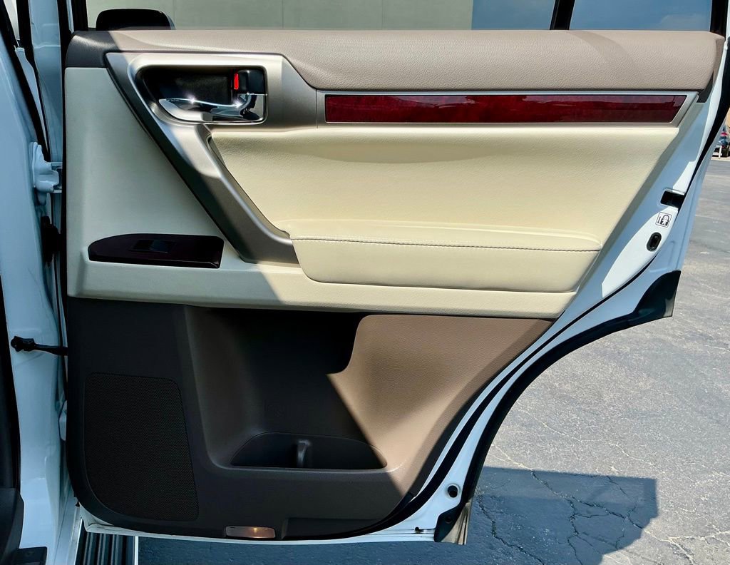 Used 2017 Lexus GX 460 Premium image 27