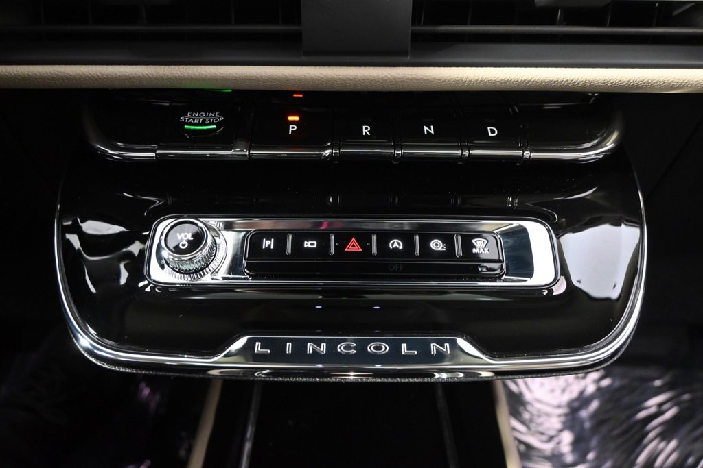 New 2026 Lincoln Corsair Reserve image 30