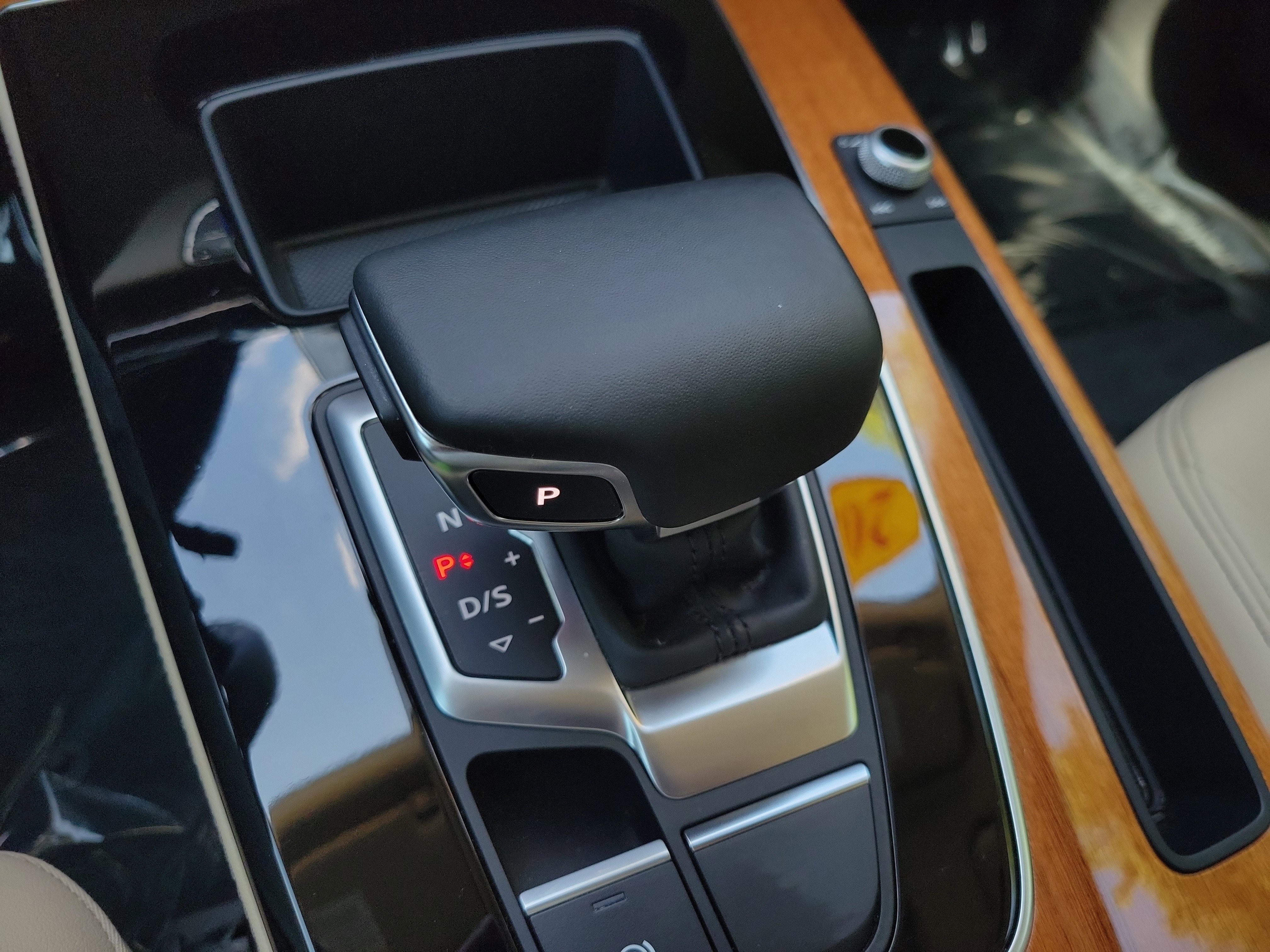 Used 2022 Audi Q5 2.0T Premium Plus image 29