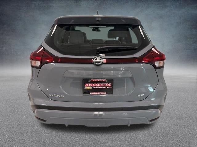 Used 2023 Nissan Kicks SR w/ SR Premium Package image 9
