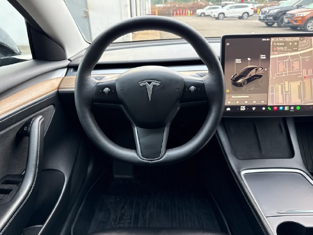 Used 2023 Tesla Model 3 Standard Range RWD image 18