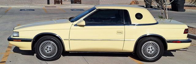 Used 1991 Chrysler TC by Maserati image 2