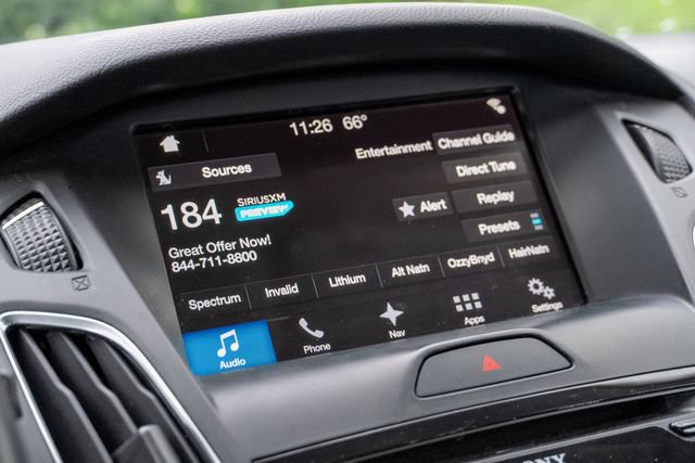 Used 2017 Ford Focus Titanium FWD image 51