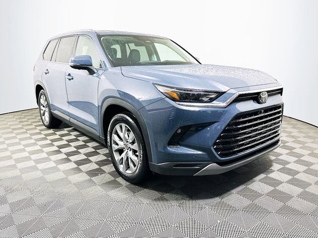 Used 2024 Toyota Grand Highlander Limited image 1
