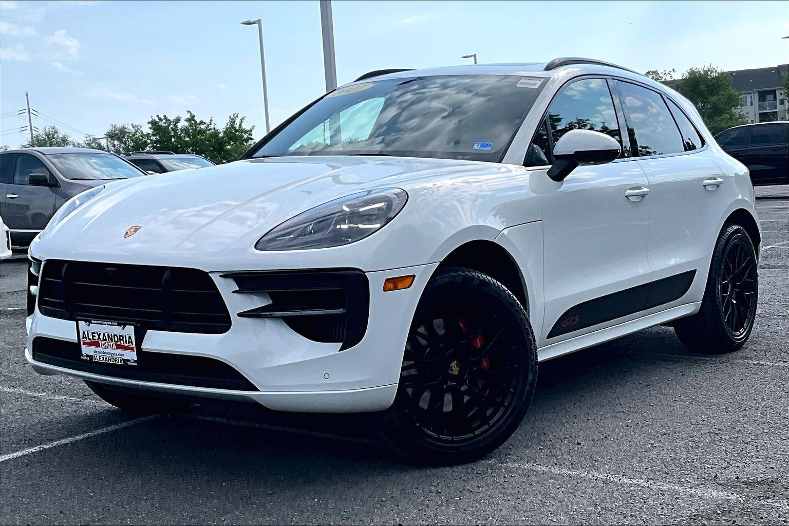 Used 2021 Porsche Macan GTS AWD/4WD image 1