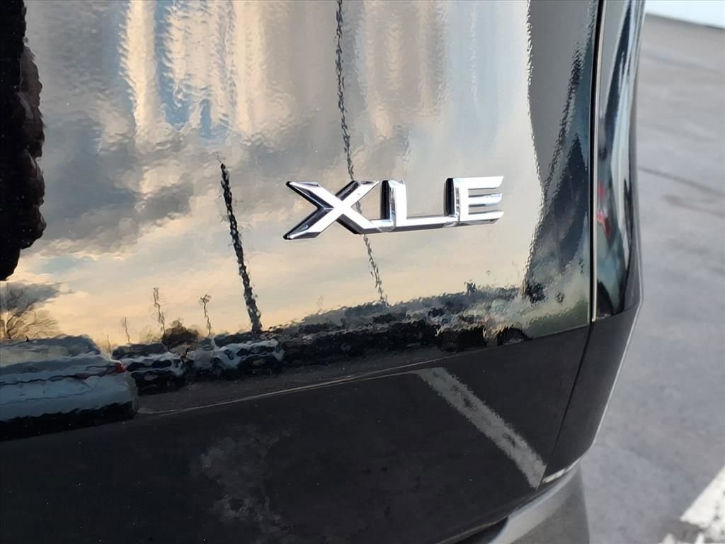 Certified 2024 Toyota Grand Highlander XLE image 31