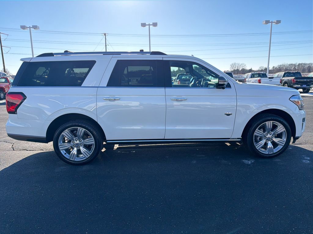 Used 2024 Ford Expedition Max King Ranch image 6