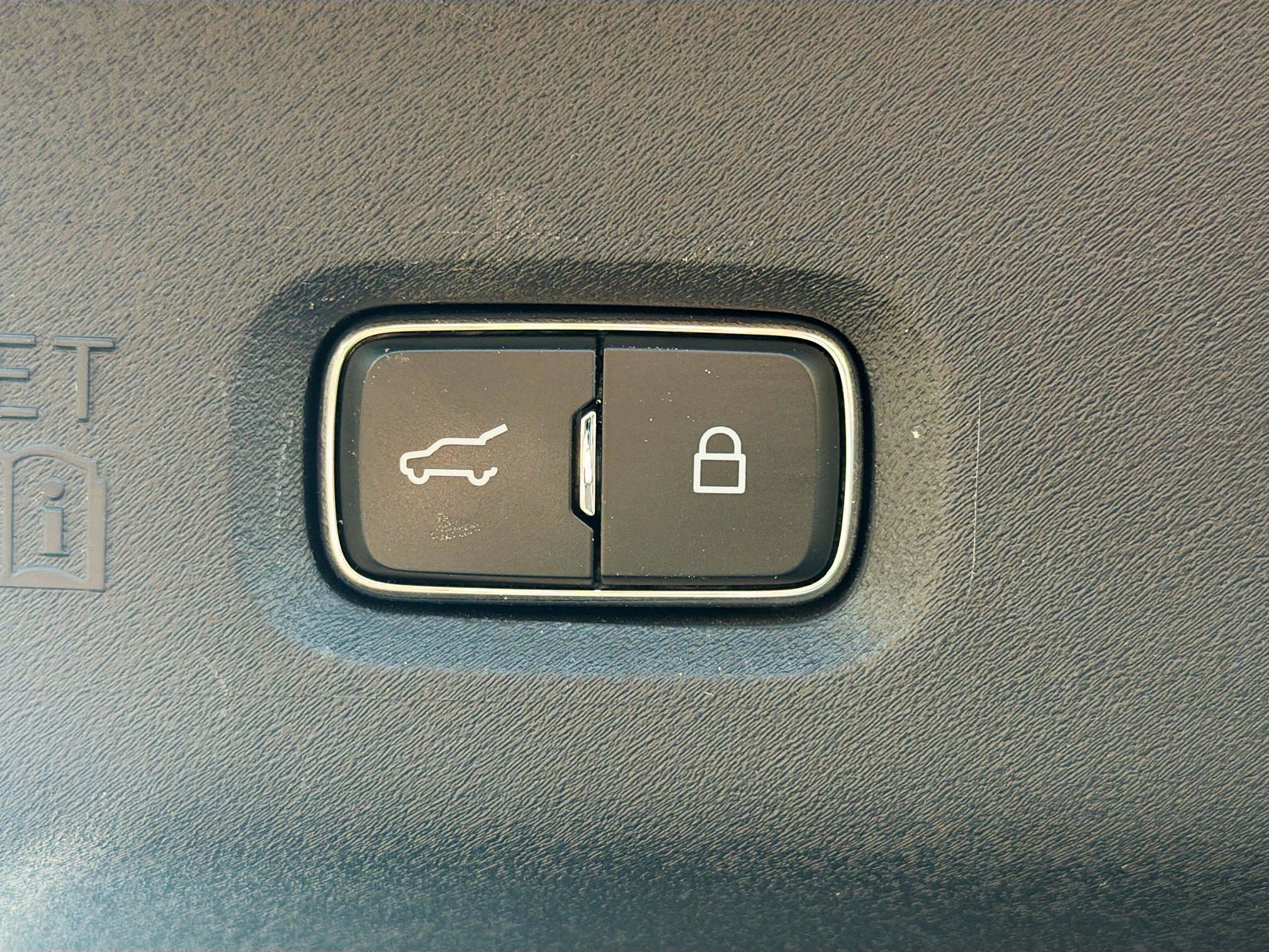 Used 2025 Ford Expedition Active AWD/4WD image 33