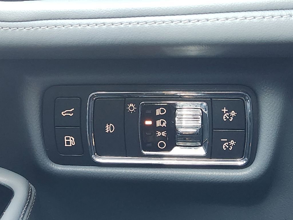 Used 2021 Lincoln Aviator Grand Touring w/ Equipment Group 302A image 24