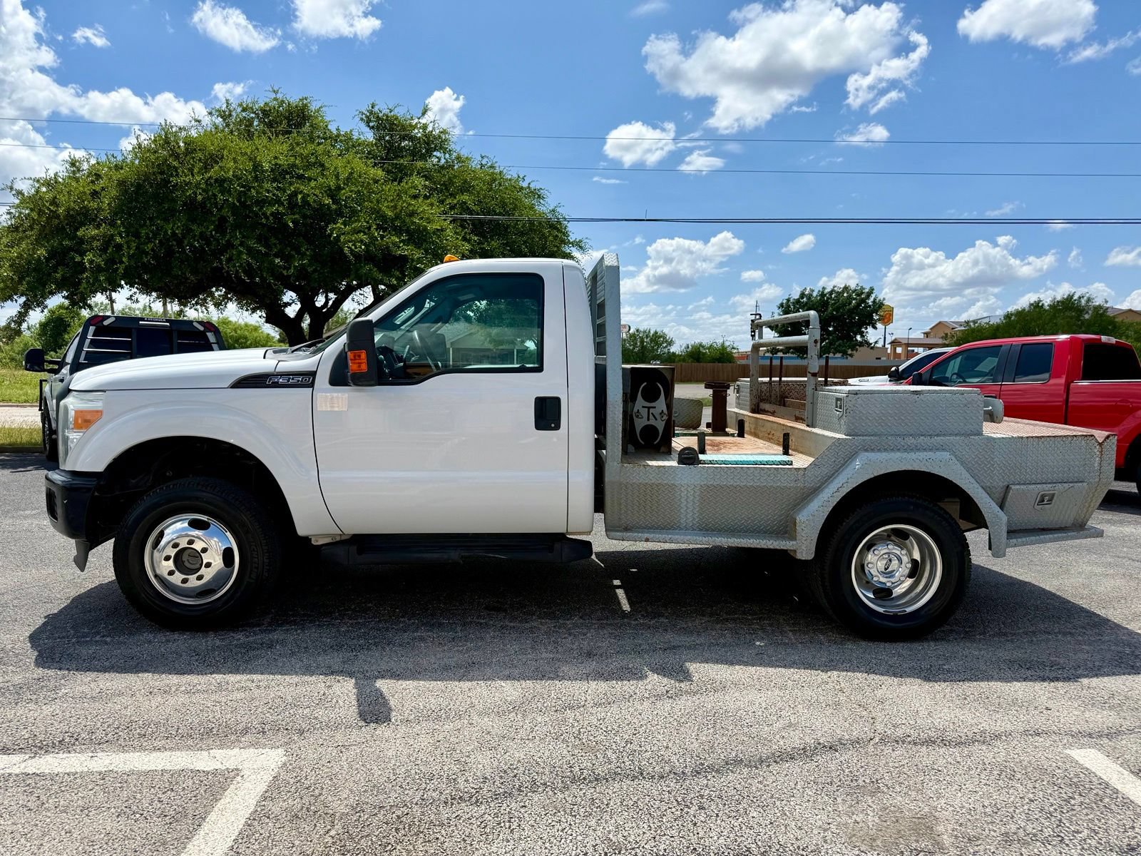 Used 2016 Ford F350 XL w/ Power Equipment Group AWD/4WD image 6