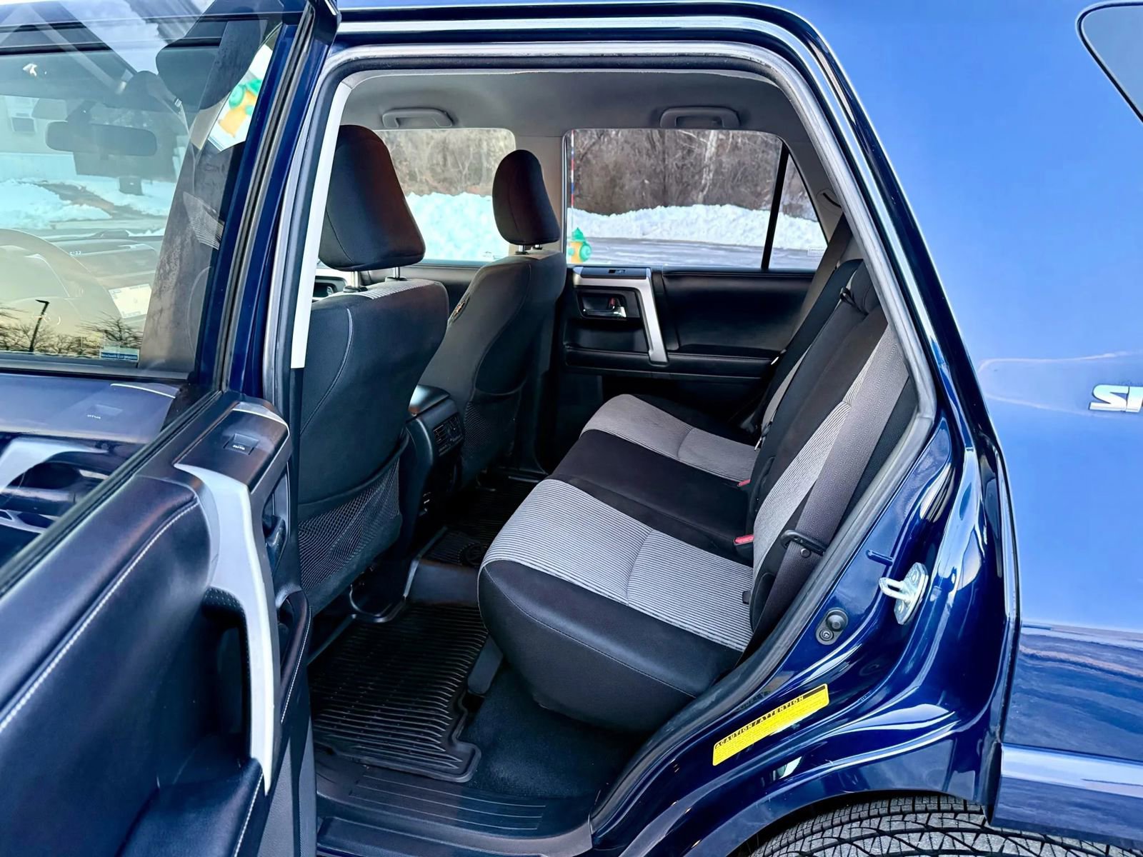 Used 2016 Toyota 4Runner SR5 image 14