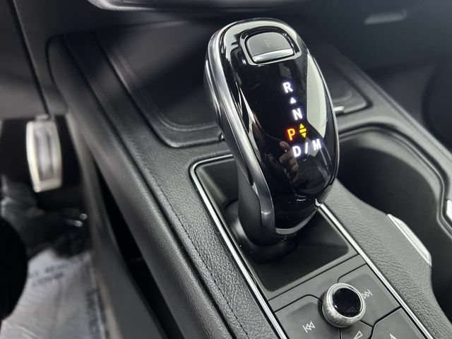 Certified 2022 Cadillac XT4 Sport AWD/4WD image 16