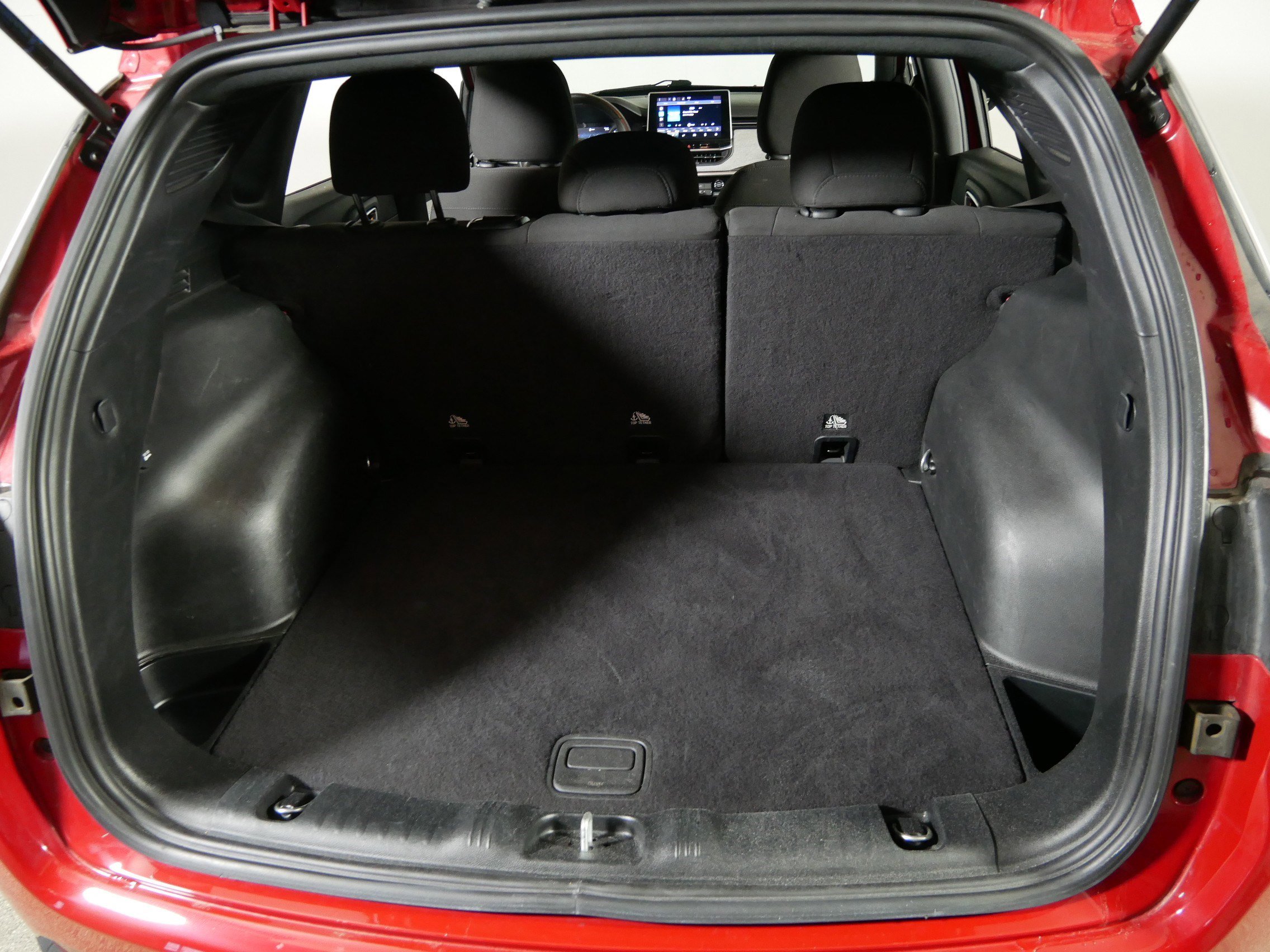 Used 2023 Jeep Compass Sport image 18