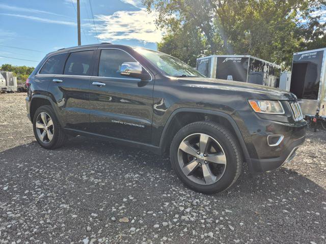 Used 2016 Jeep Grand Cherokee Limited AWD/4WD image 4