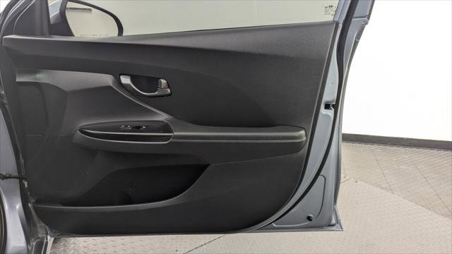 Used 2019 Hyundai Veloster 2.0 image 20