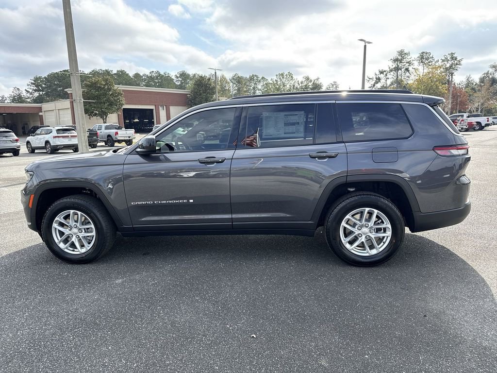 New 2025 Jeep Grand Cherokee L Laredo w/ Luxury Tech Group I image 6