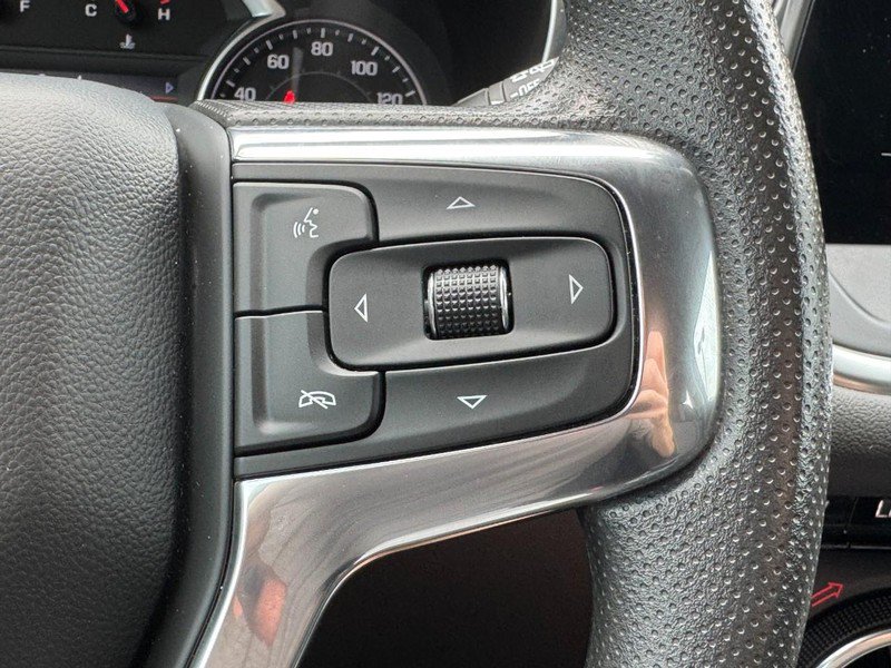 Used 2024 Chevrolet Blazer LT w/ Convenience Package FWD image 17