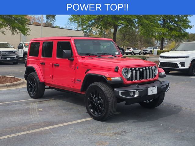 Used 2025 Jeep Wrangler Unlimited Sahara w/ Safety Group image 7