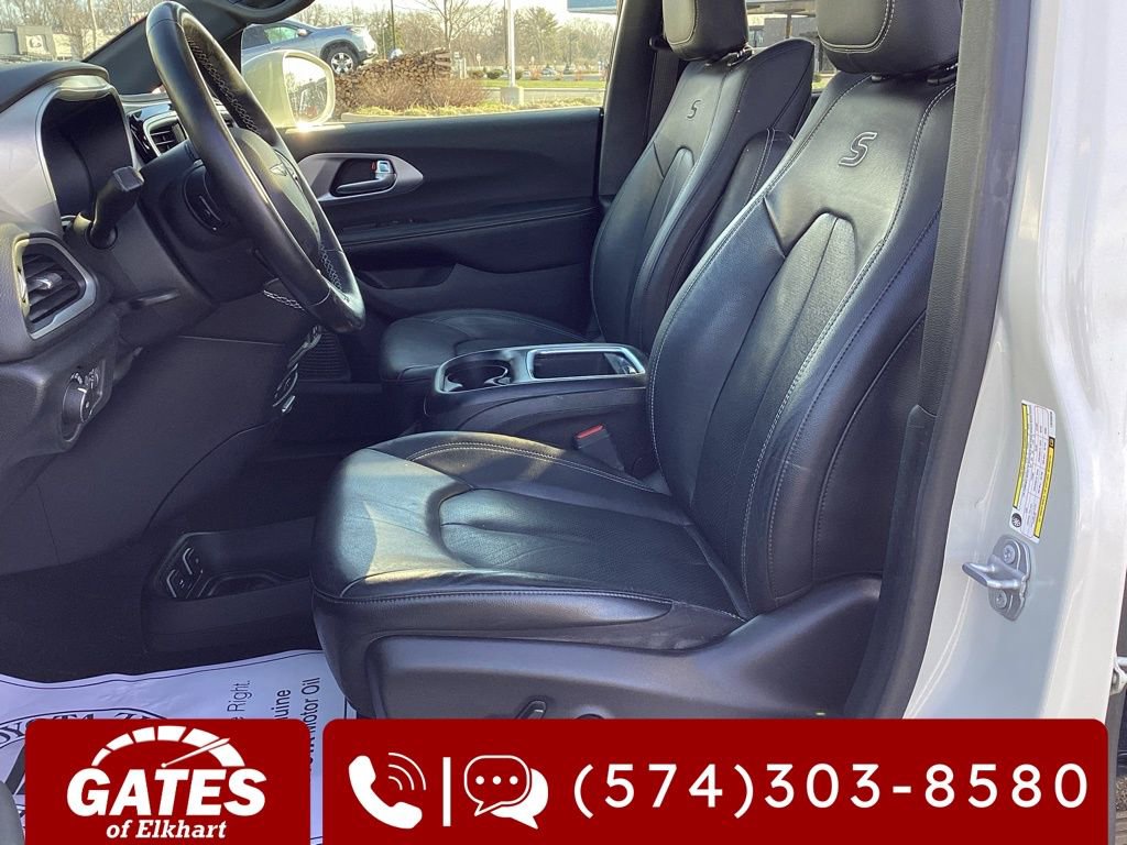 Used 2020 Chrysler Pacifica Touring-L Plus image 15