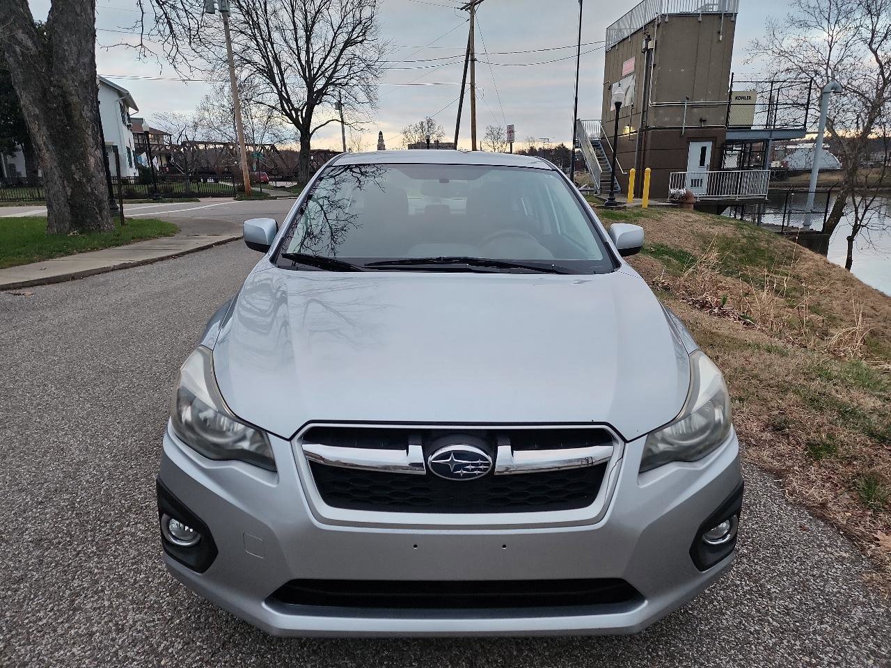 Used 2012 Subaru Impreza 2.0i Premium w/ All-Weather Pkg AWD/4WD image 8