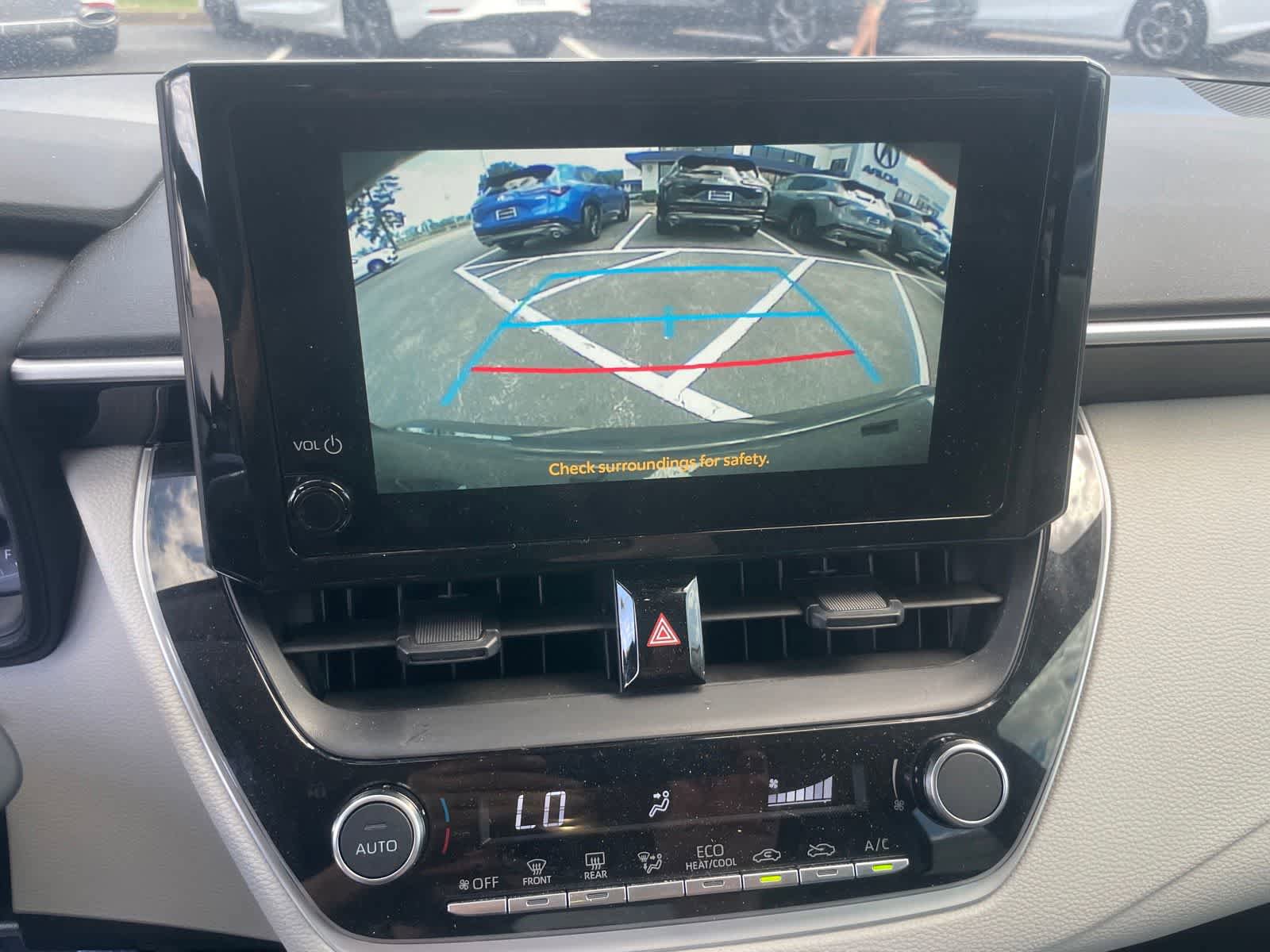 Used 2025 Toyota Corolla LE FWD image 11